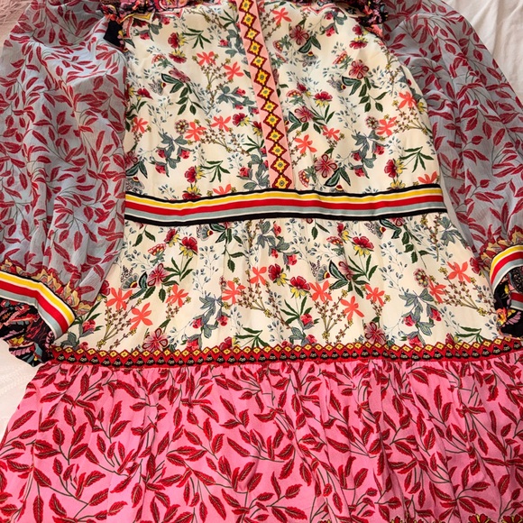 Alice + Olivia Kathy Floral Tiered Mini Dress, Size 6 - Picture 14 of 16